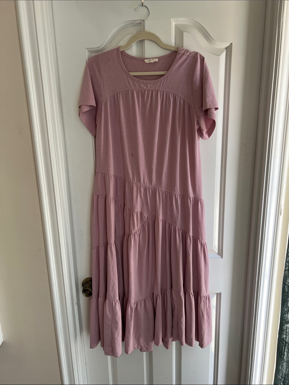 easel Dusty Pink Tiered Short-Sleeve Midi Dress